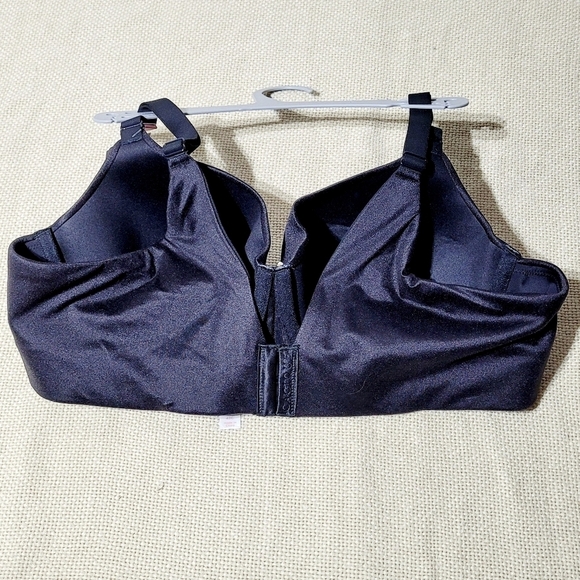 NWT Cacique Black Invisible Back Smoother Lightly Lined Full Coverage Bra (42C) - Picture 6 of 10